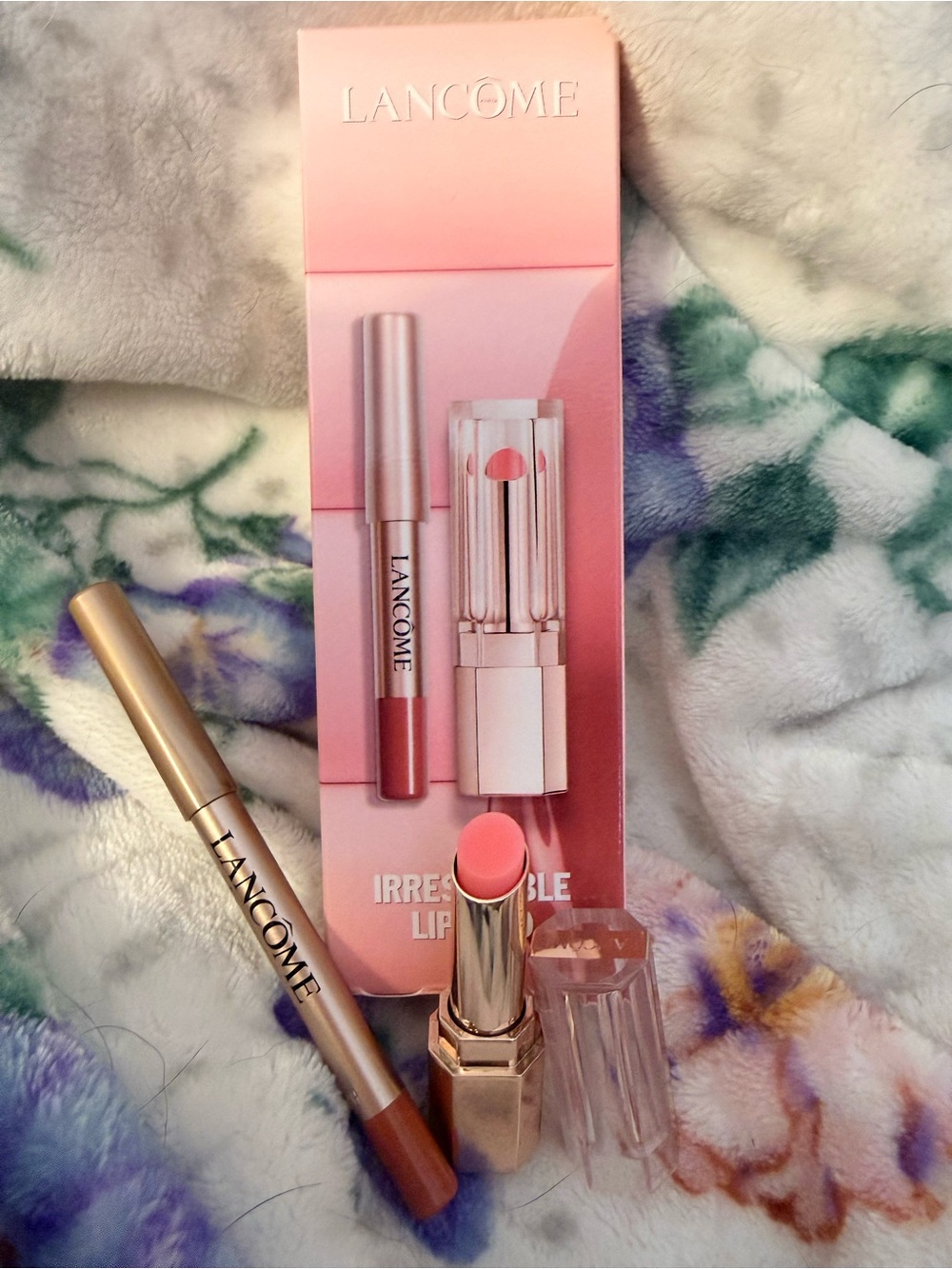 Lancôme Lip Duo Gift Set - Idole Pink Butterglow Lipstick and Lip Liner